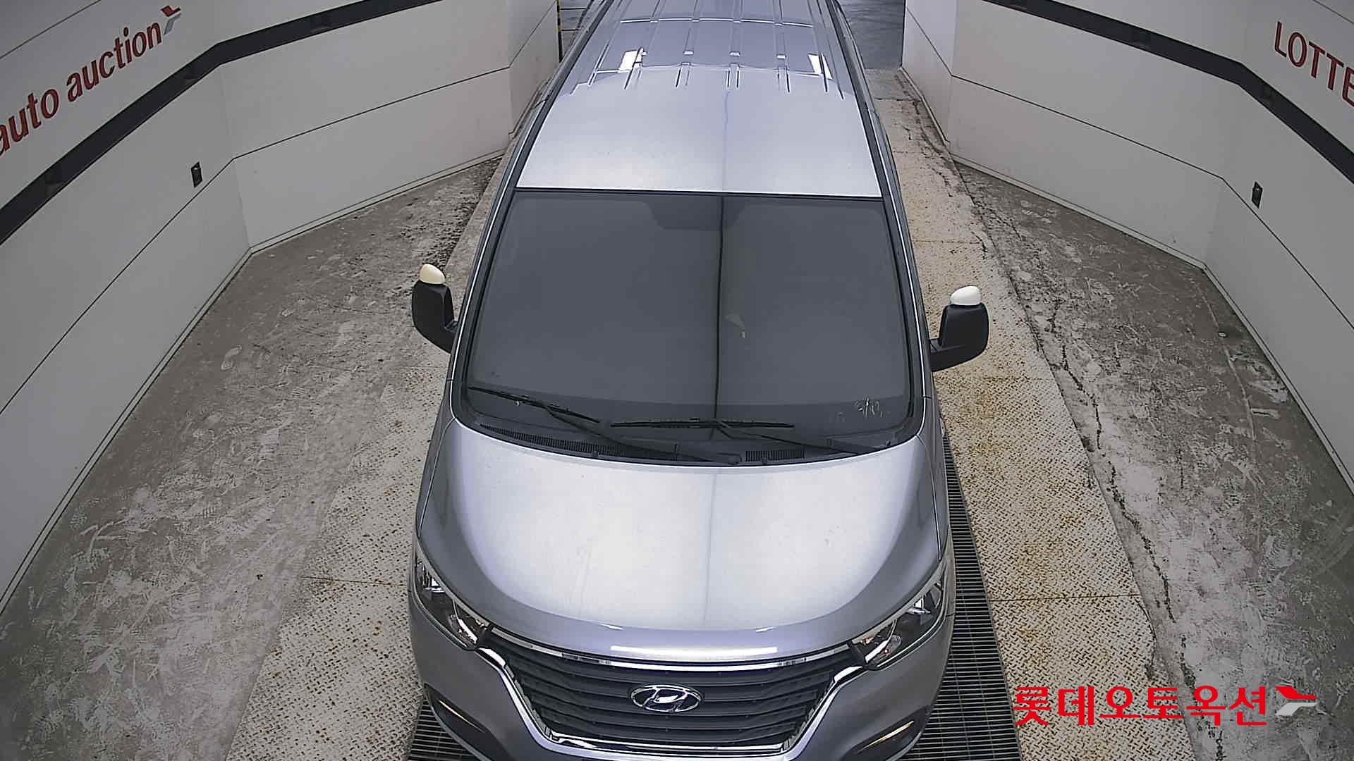 2021 - hyundai grand starex