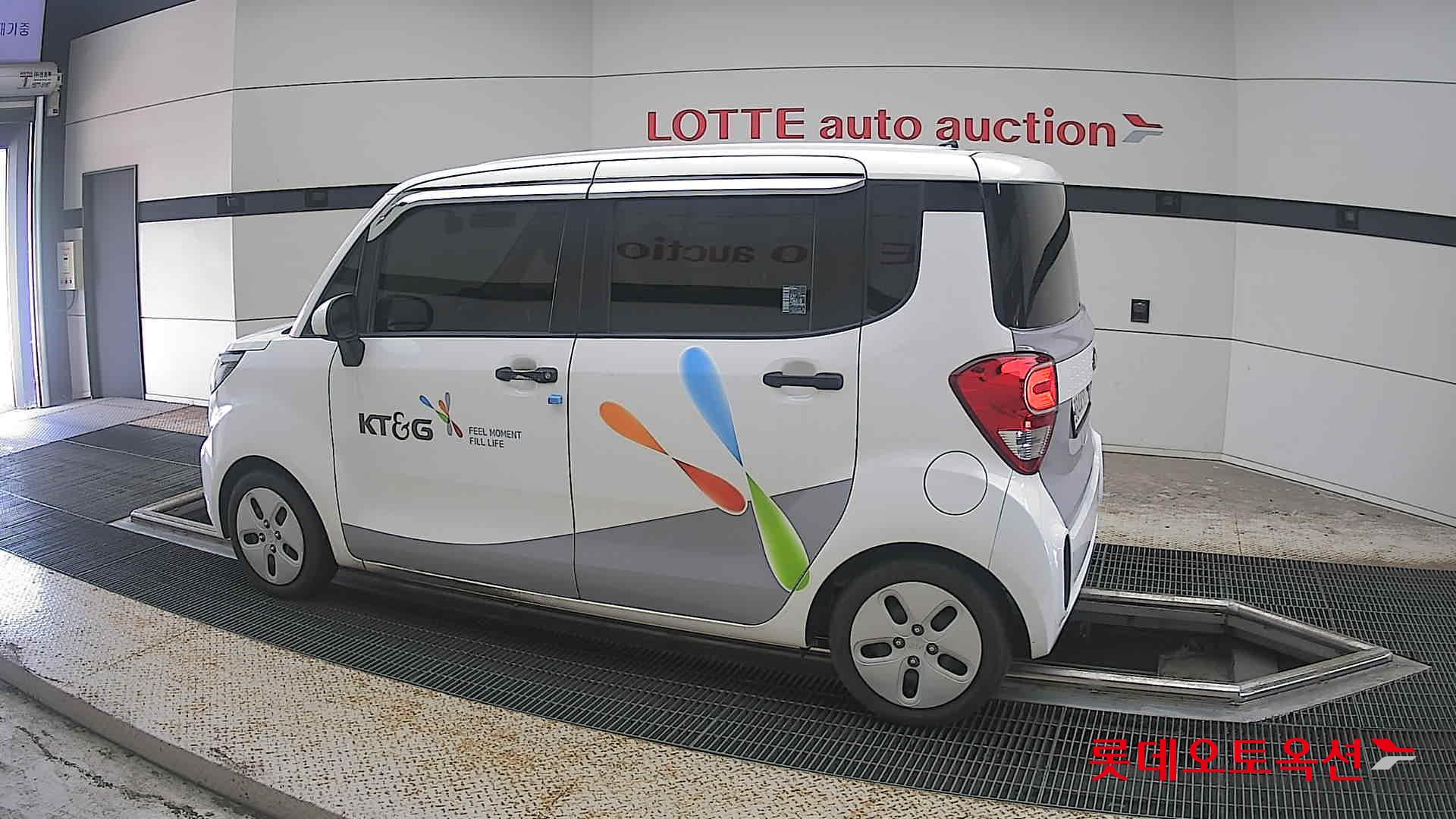 2020 - kia ray