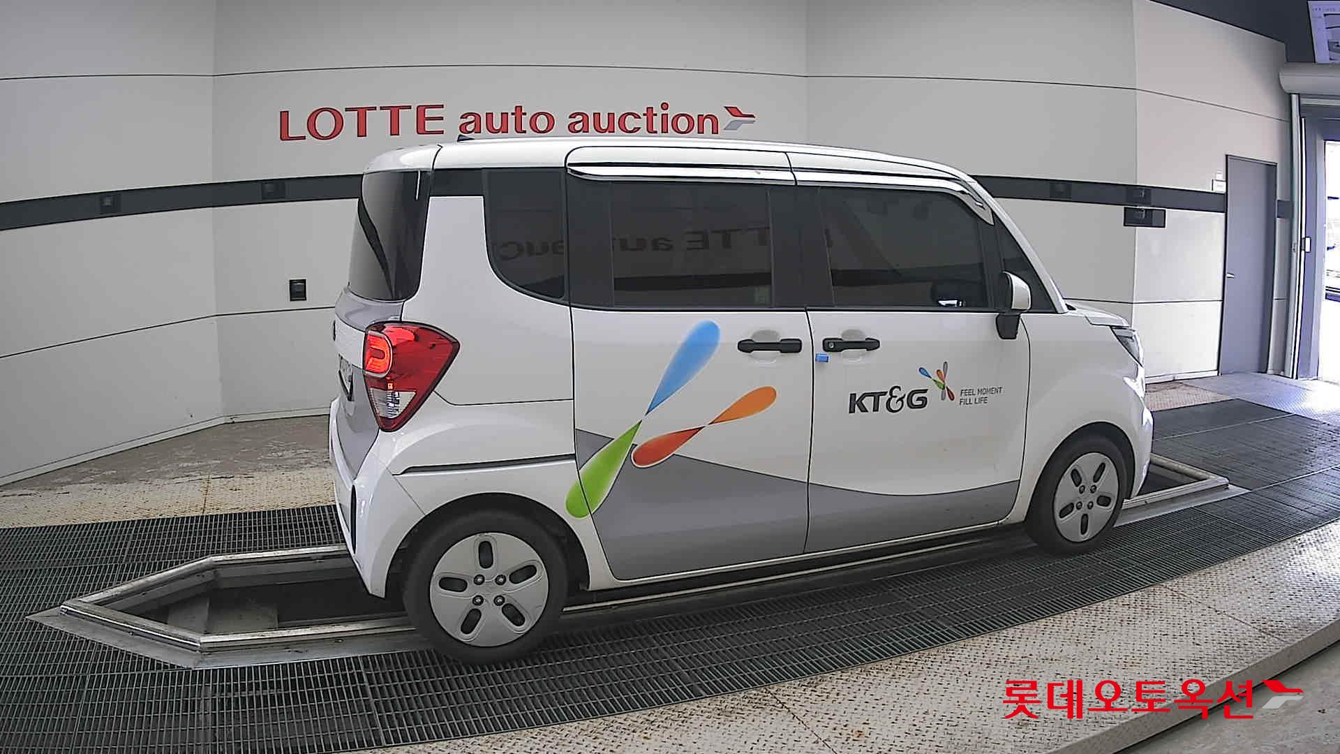2020 - kia ray