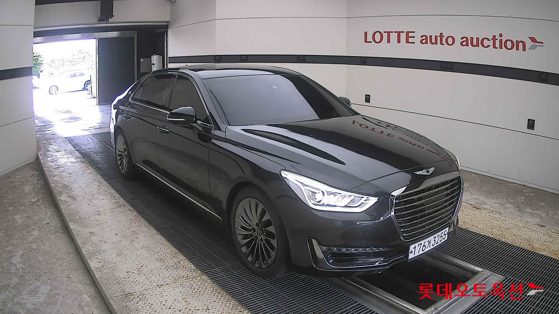 2018 - genesis eq900