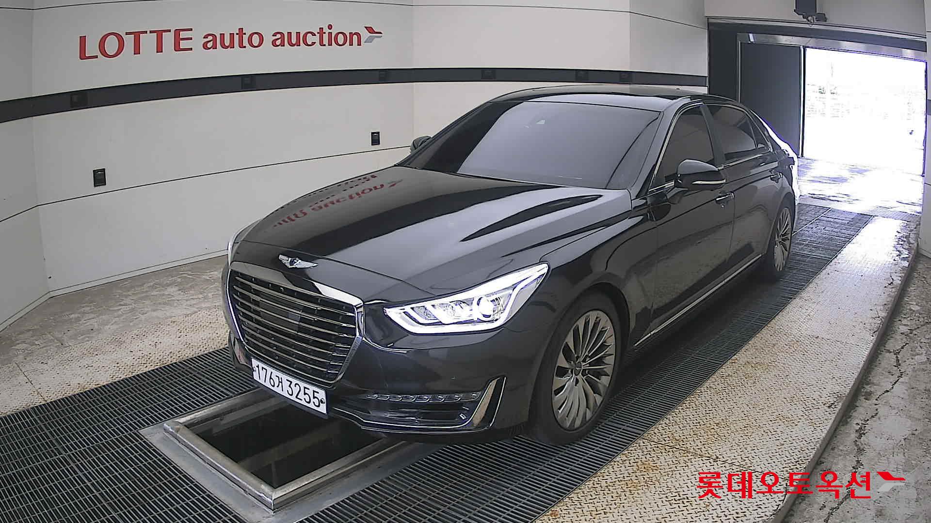 2018 - genesis eq900