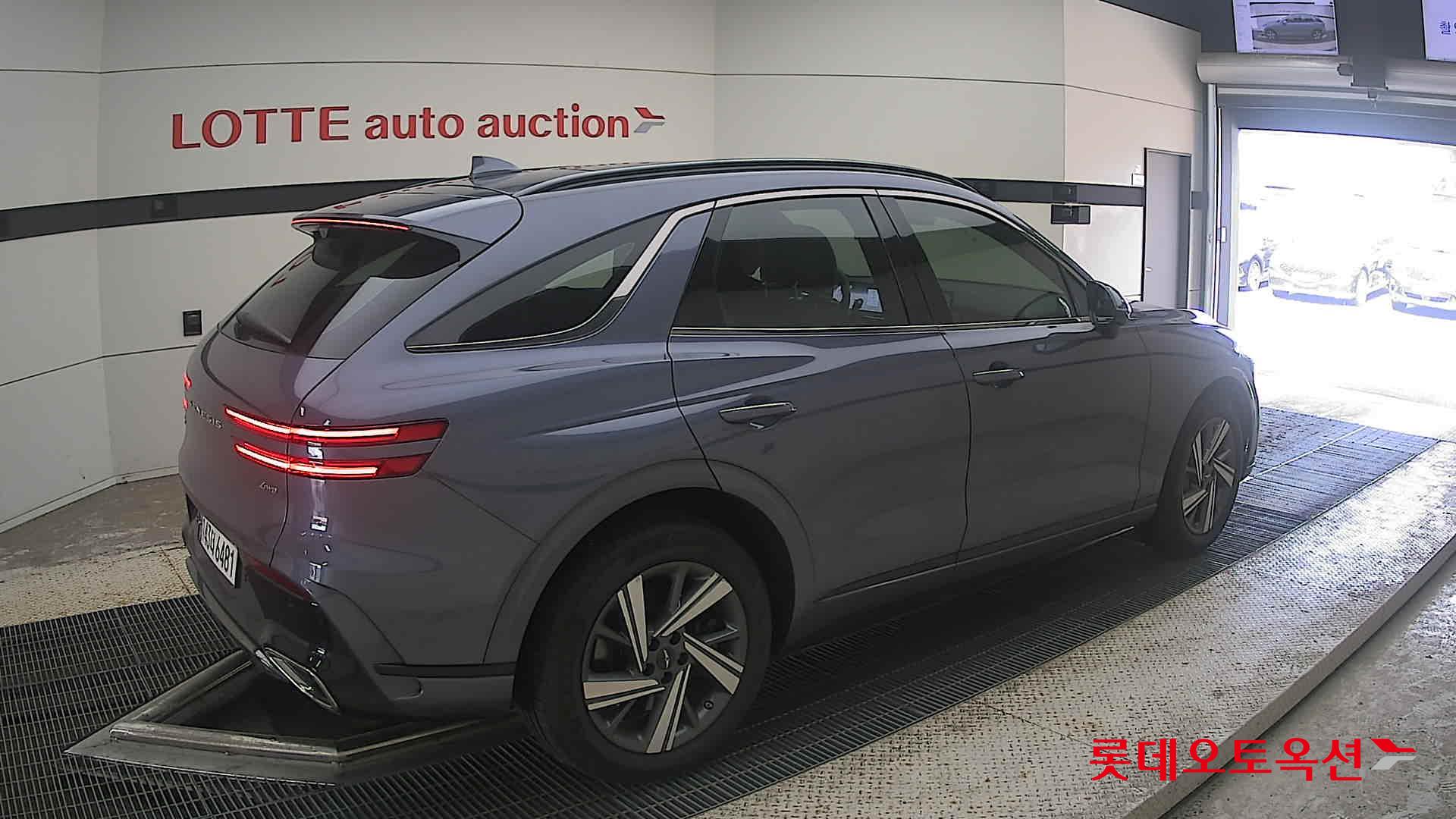 2025 - genesis gv70