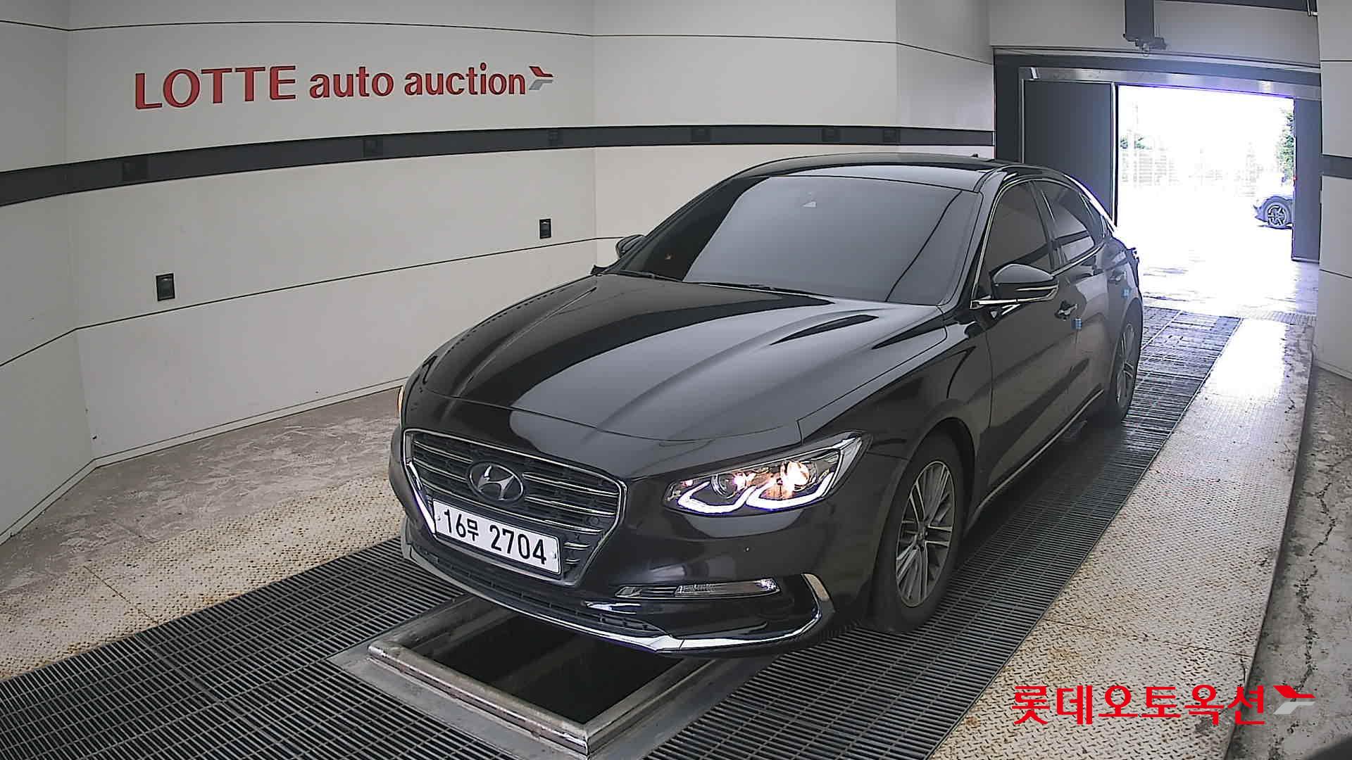2018 - hyundai grandeur