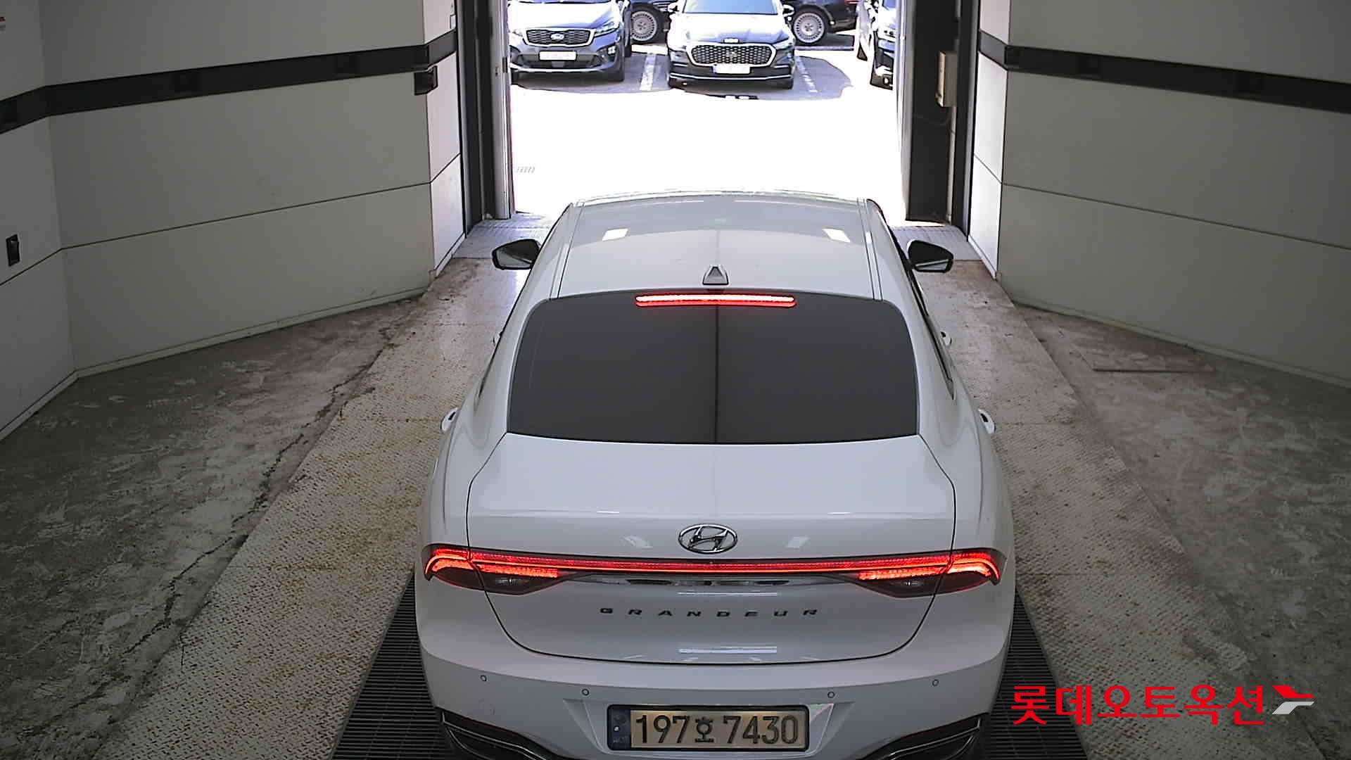2022 - hyundai grandeur