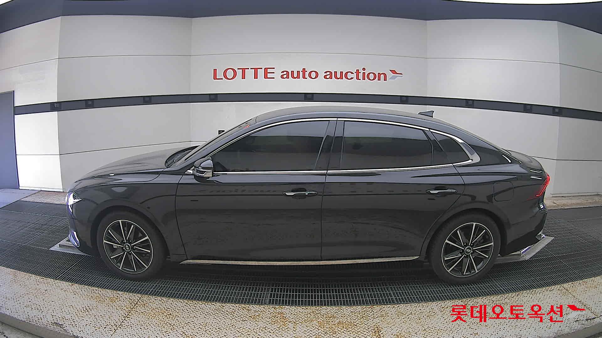 2022 - hyundai grandeur