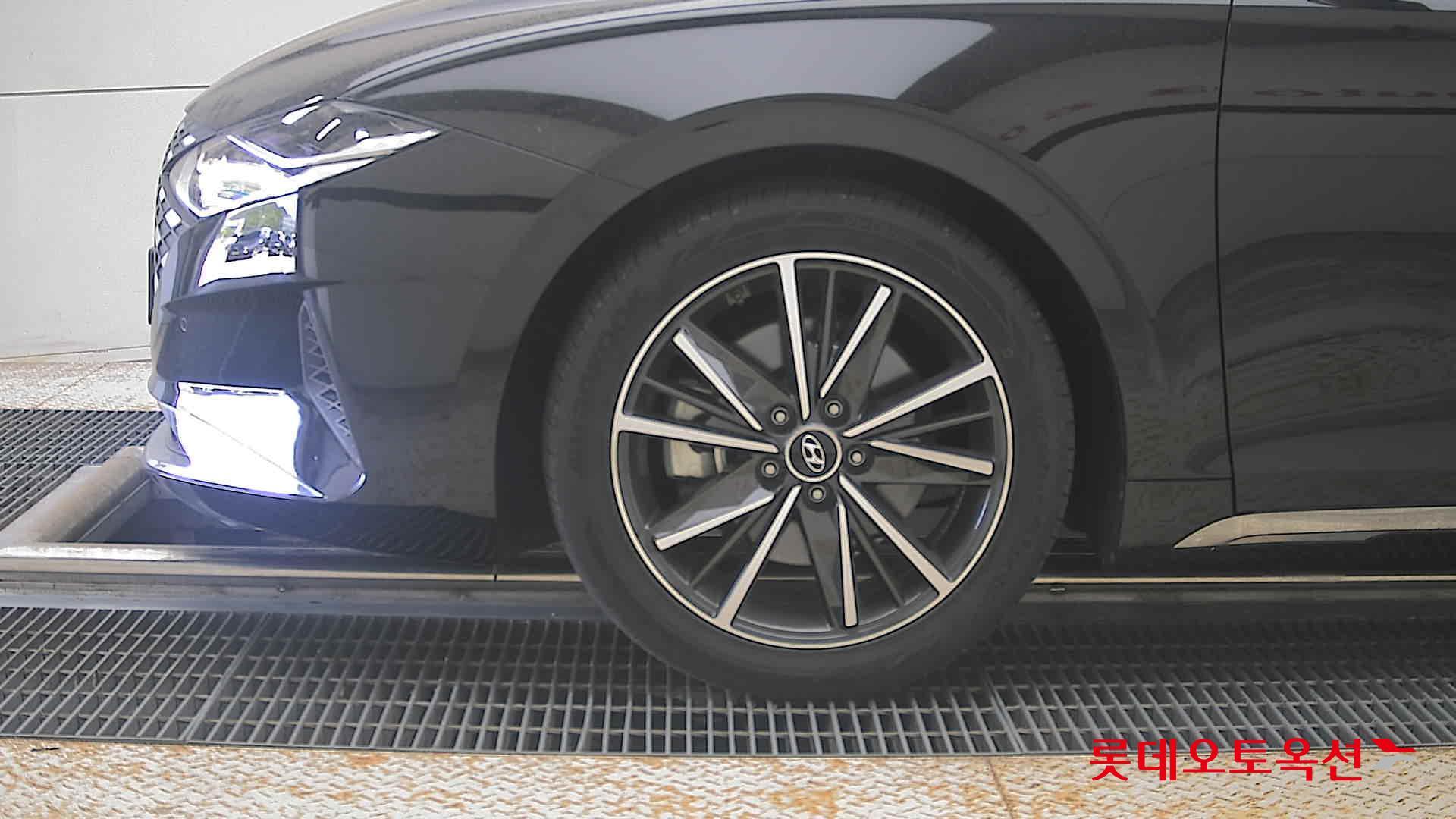 2022 - hyundai grandeur