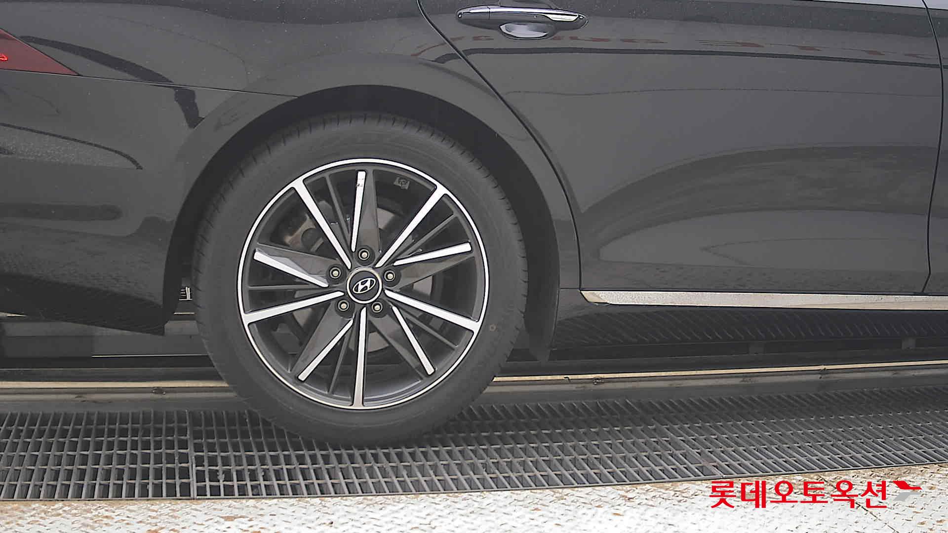 2022 - hyundai grandeur