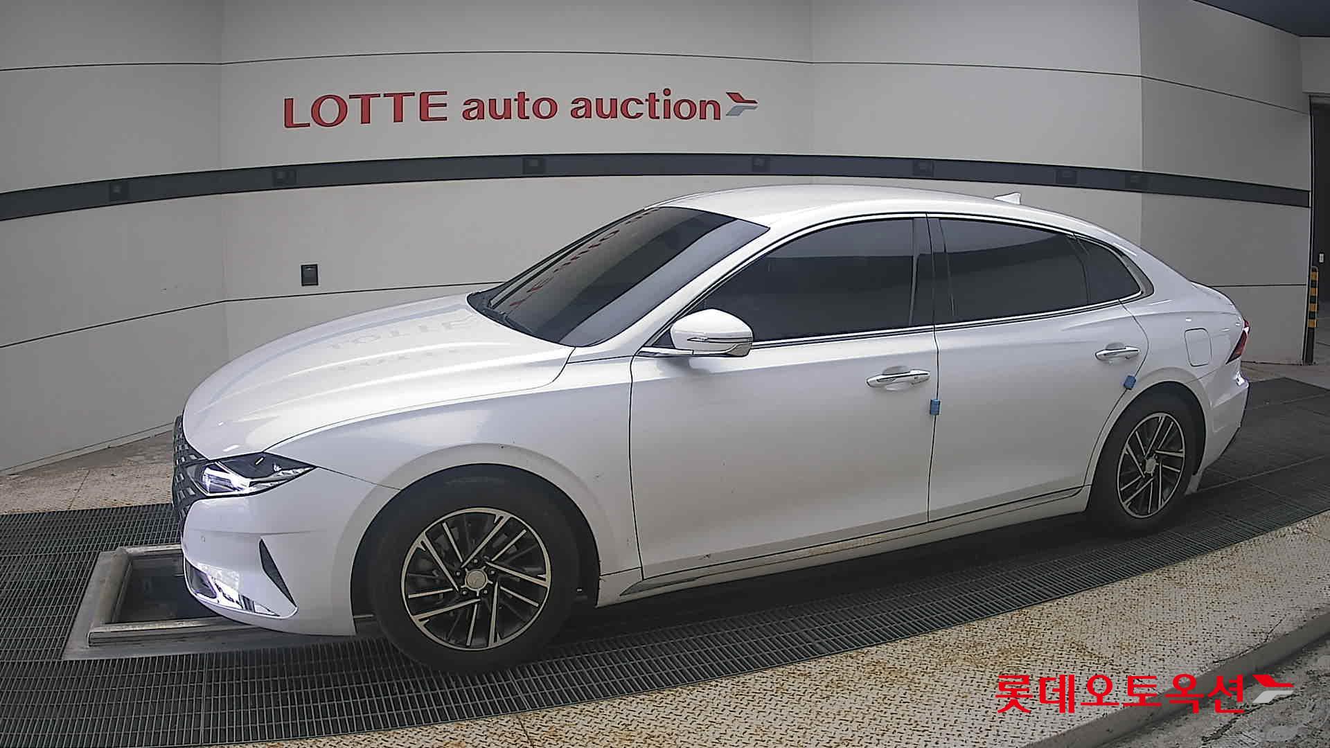 2020 - hyundai grandeur