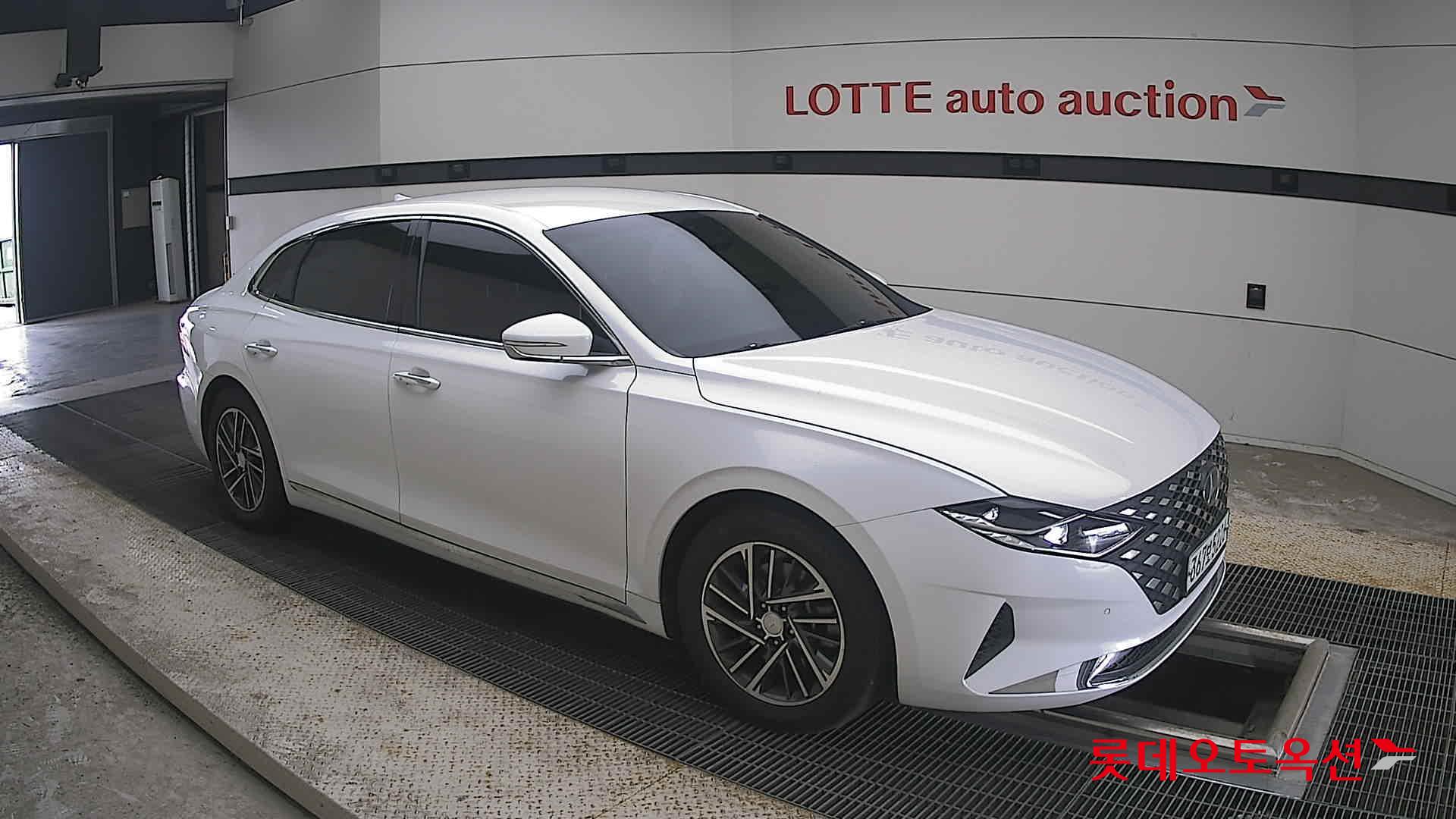 2020 - hyundai grandeur