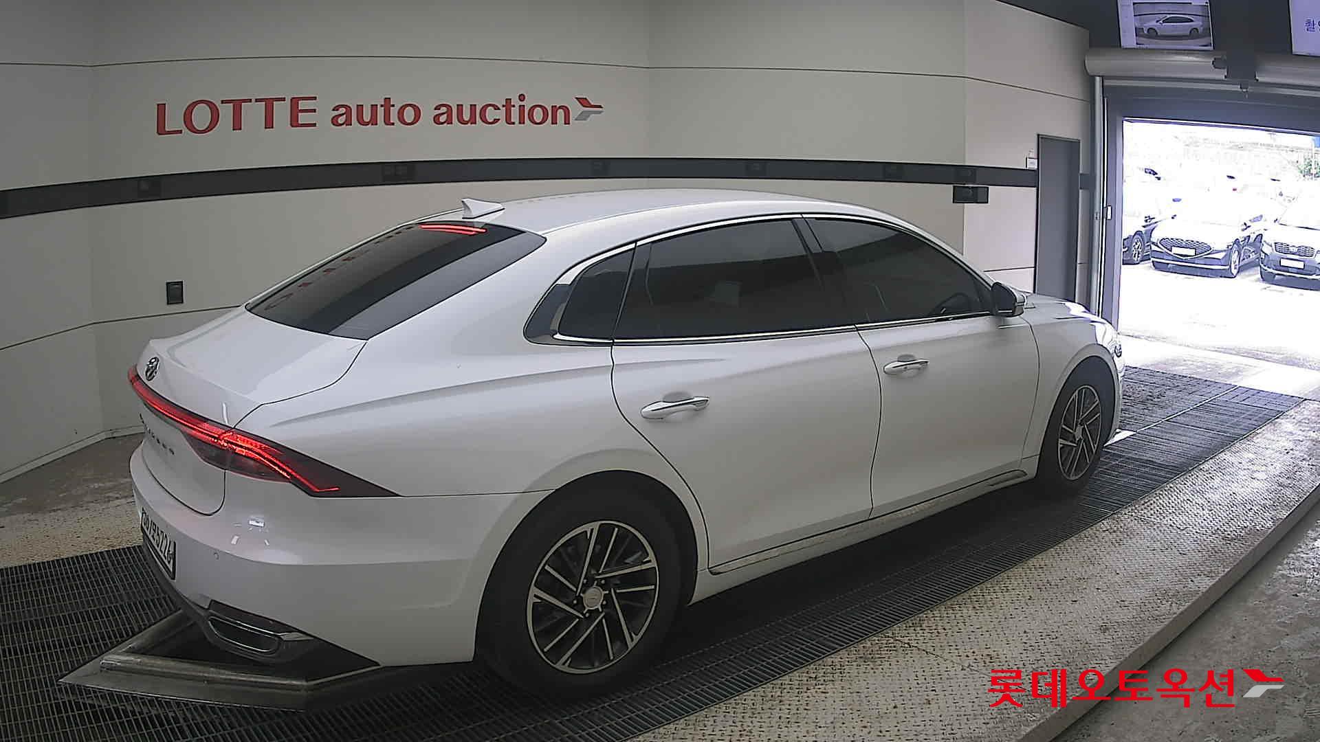 2020 - hyundai grandeur