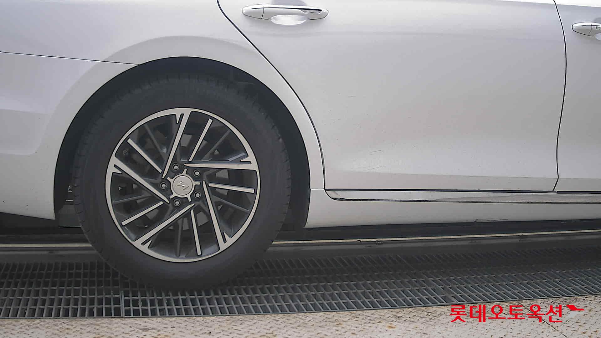 2020 - hyundai grandeur