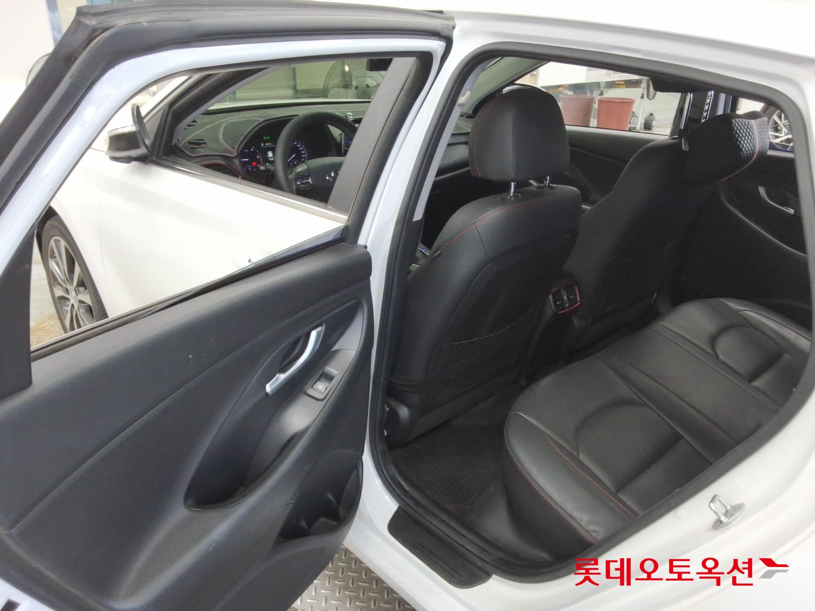 2018 - hyundai i30