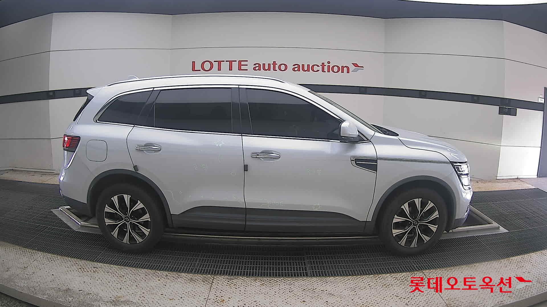 Renault Samsung Qm6 2023 — صورة 16