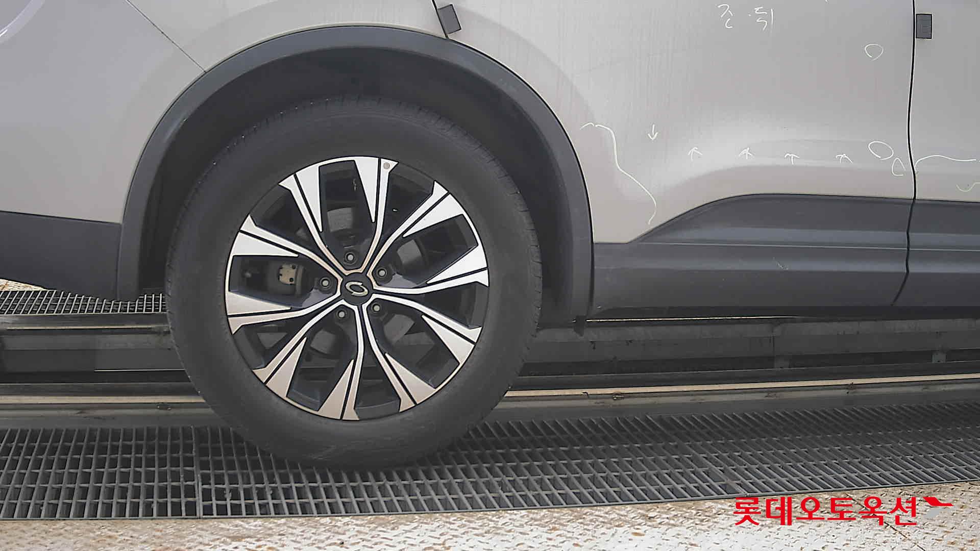 Renault Samsung Qm6 2023 — صورة 24