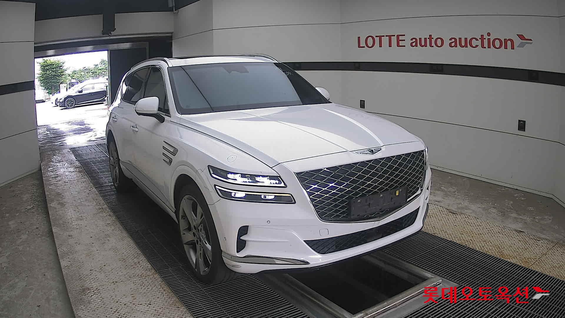2022 - genesis gv80