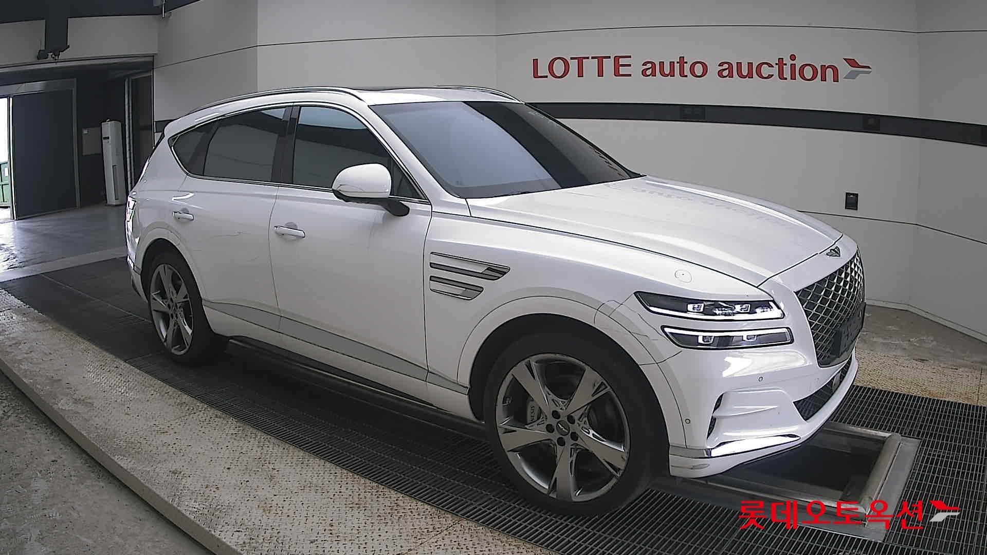 2022 - genesis gv80