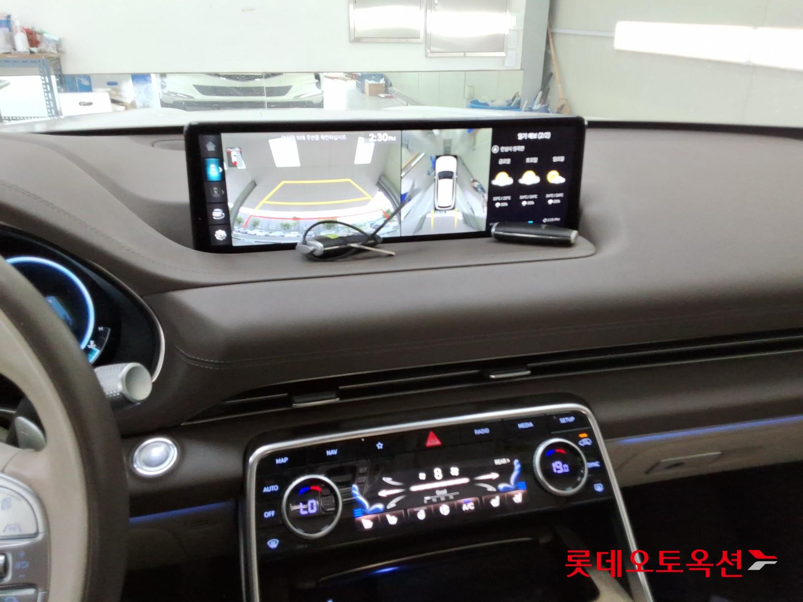 2022 - genesis gv80
