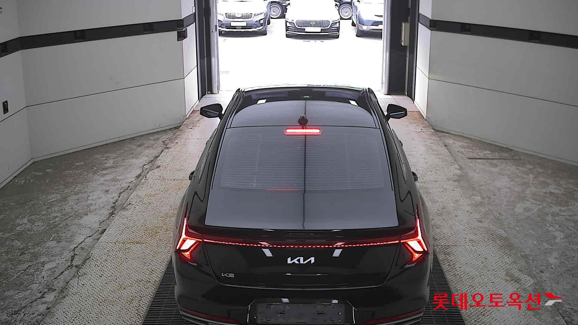 2022 - kia k8