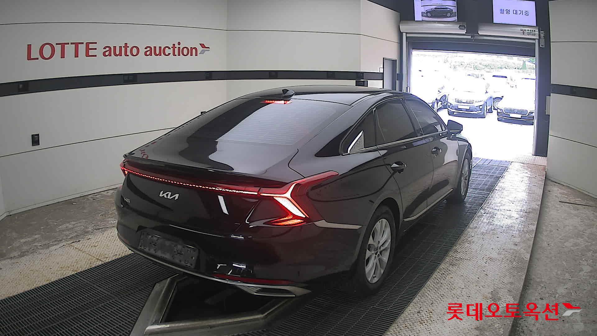 2022 - kia k8