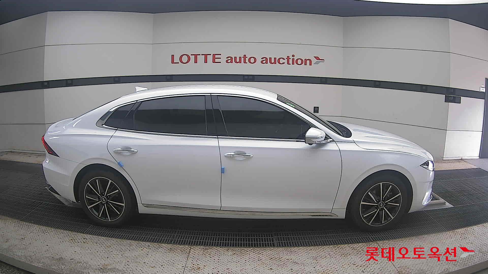 2022 - hyundai grandeur