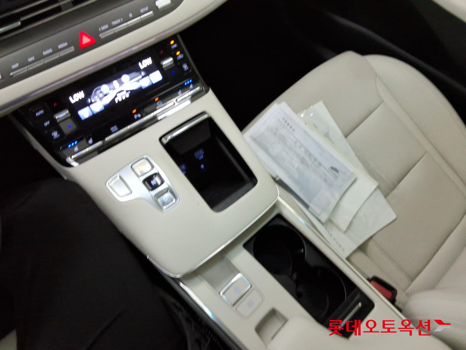 2022 - hyundai grandeur