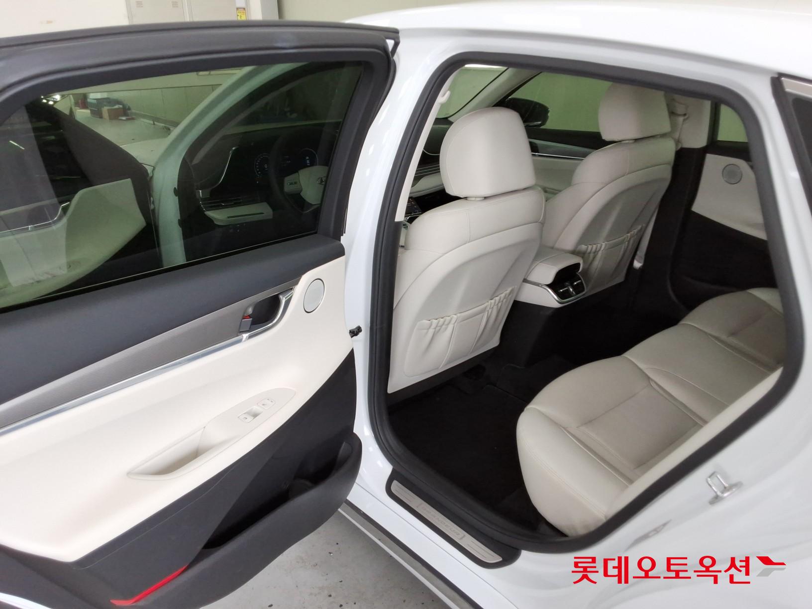 2022 - hyundai grandeur