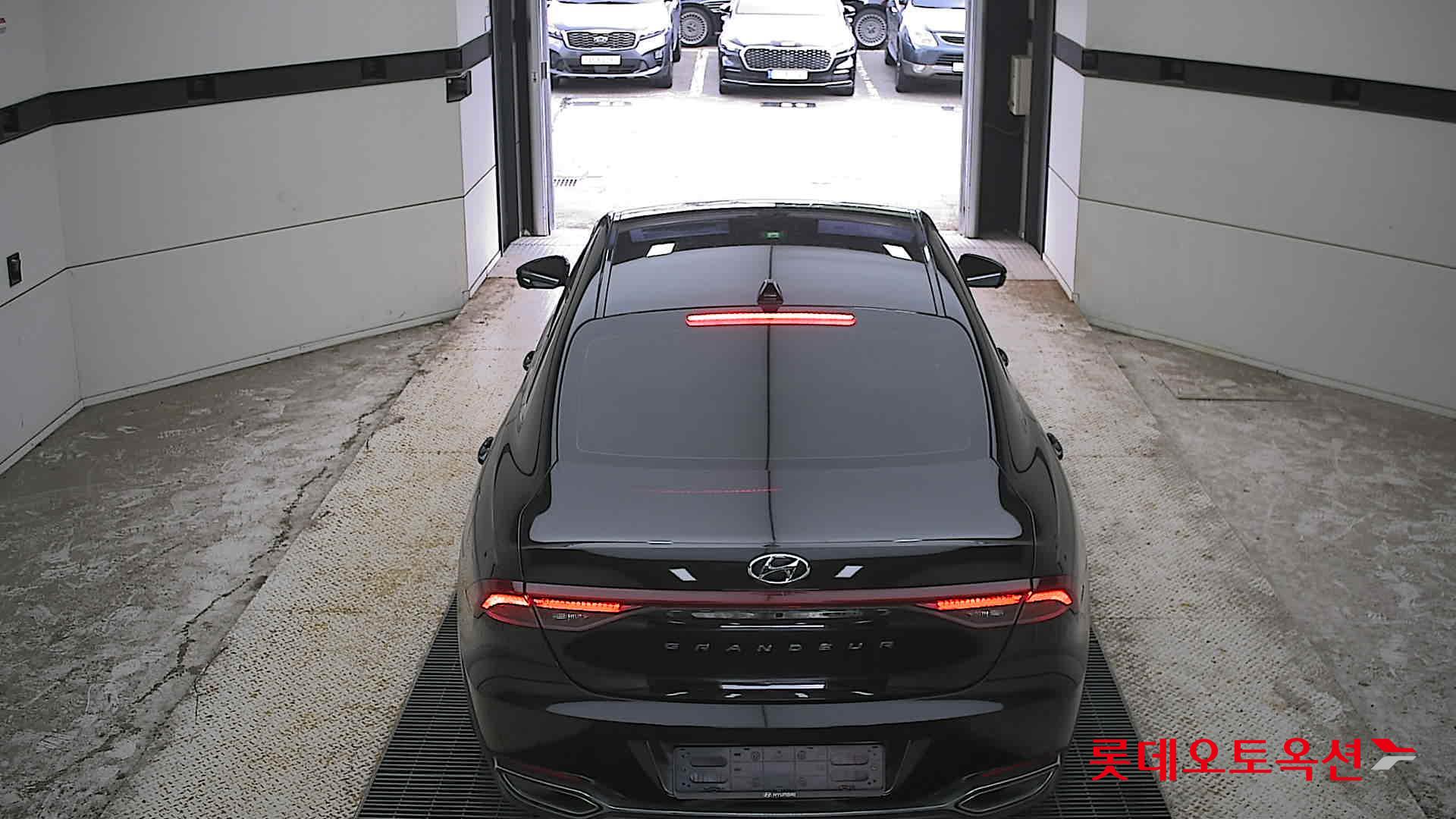 2022 - hyundai grandeur