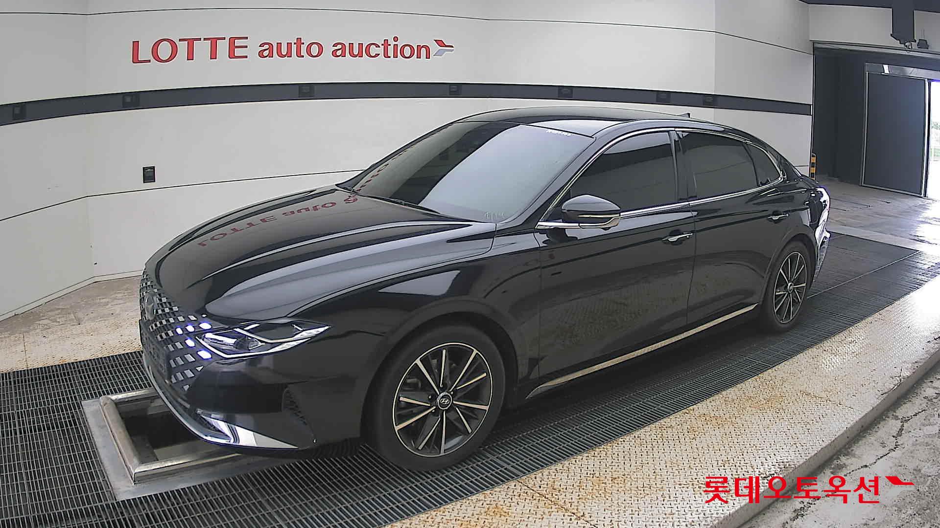 2022 - hyundai grandeur