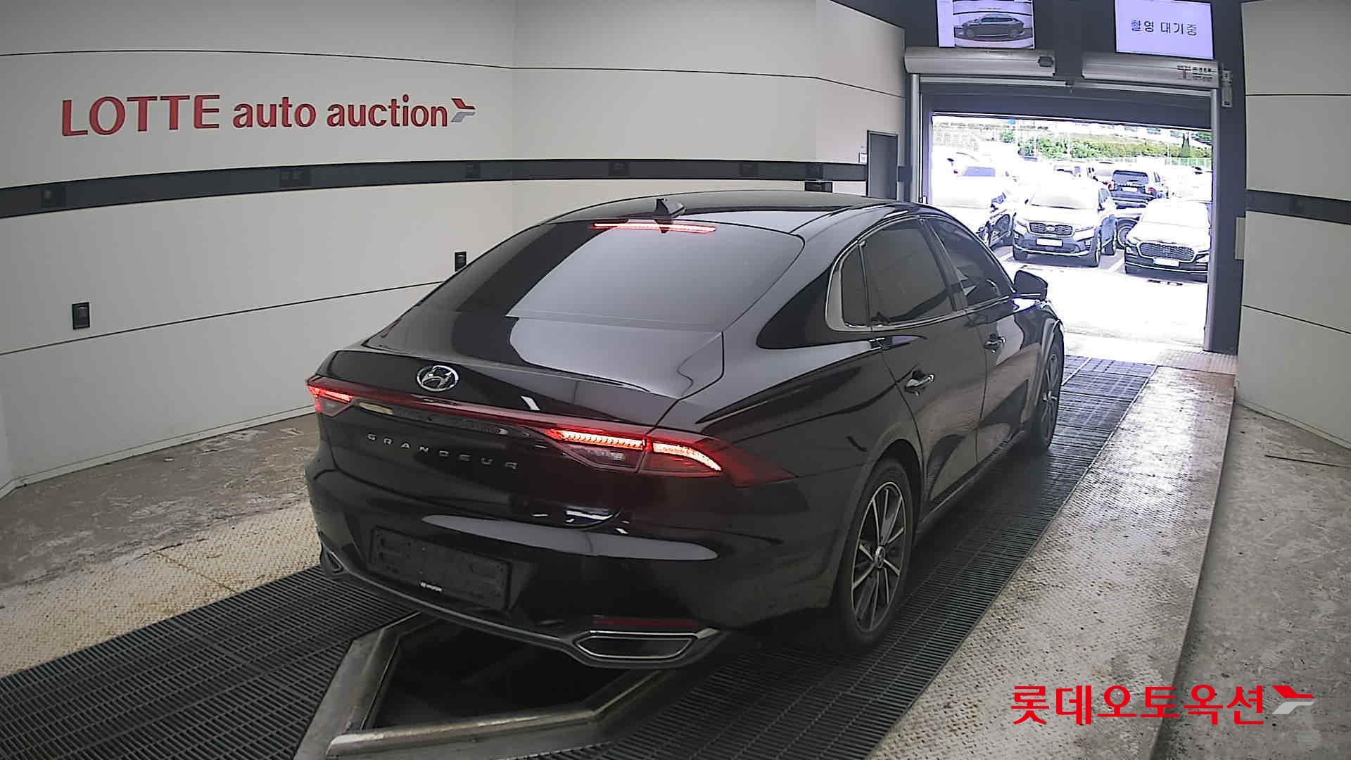 2022 - hyundai grandeur
