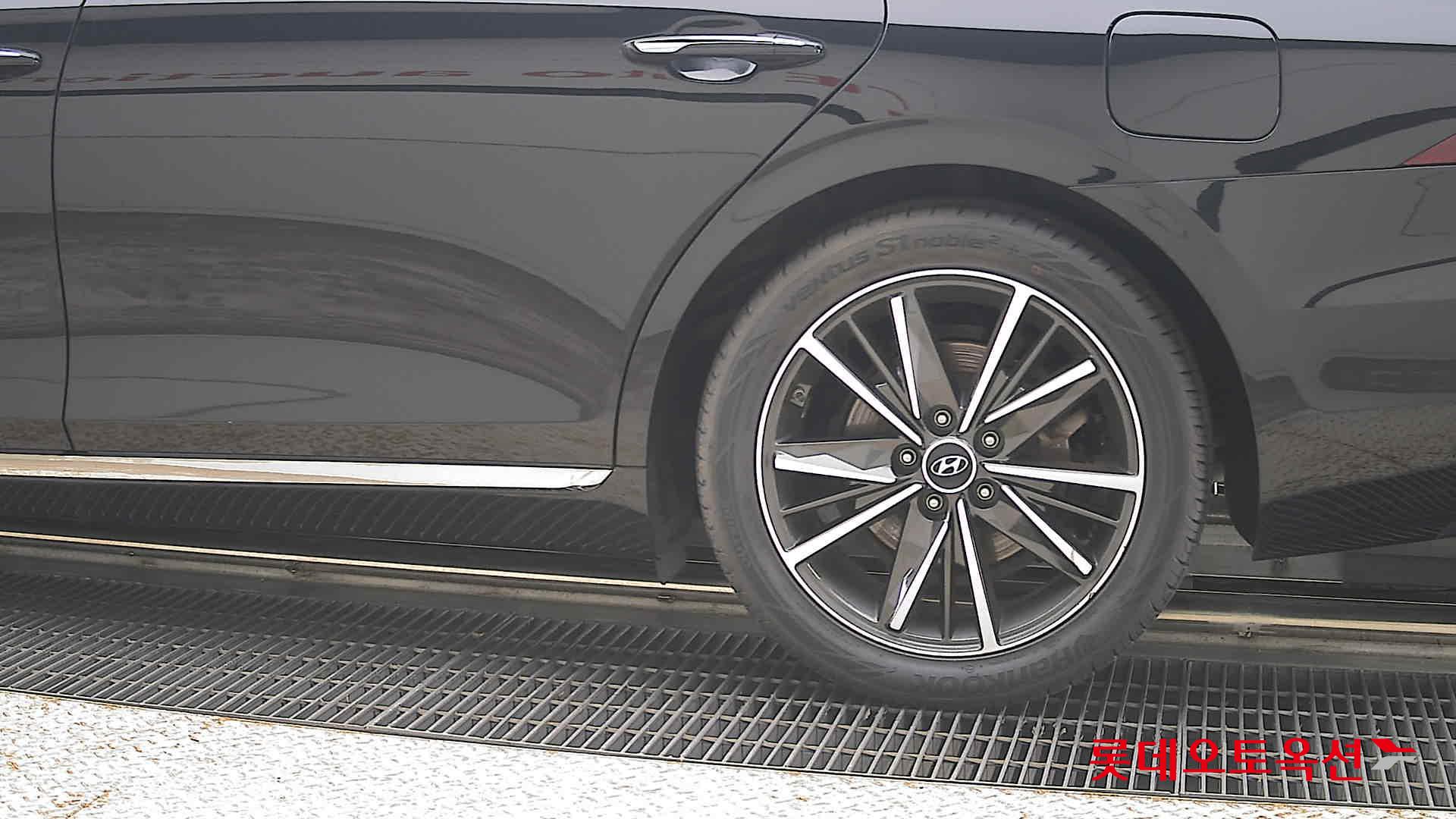 2022 - hyundai grandeur