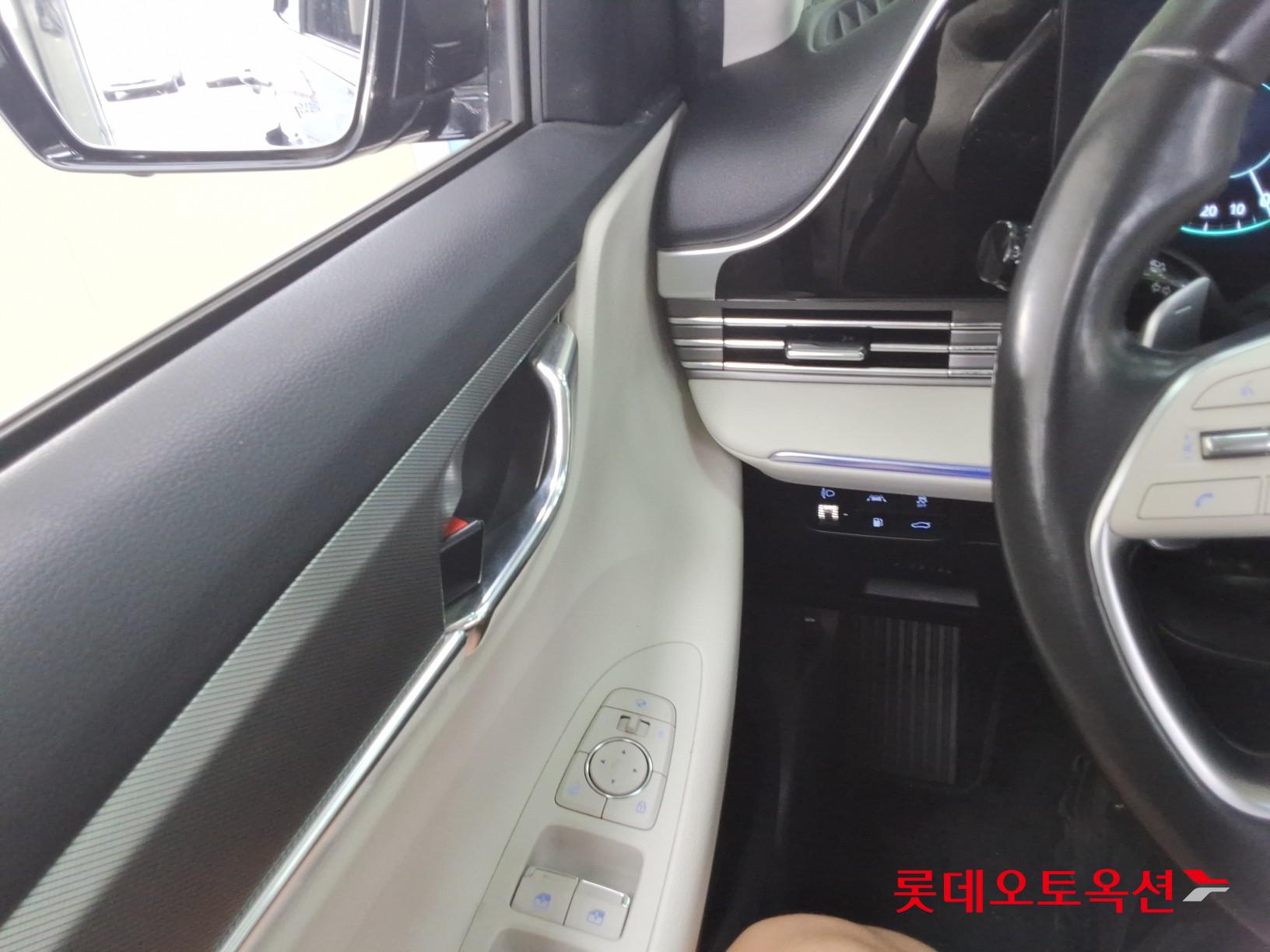 2022 - hyundai grandeur