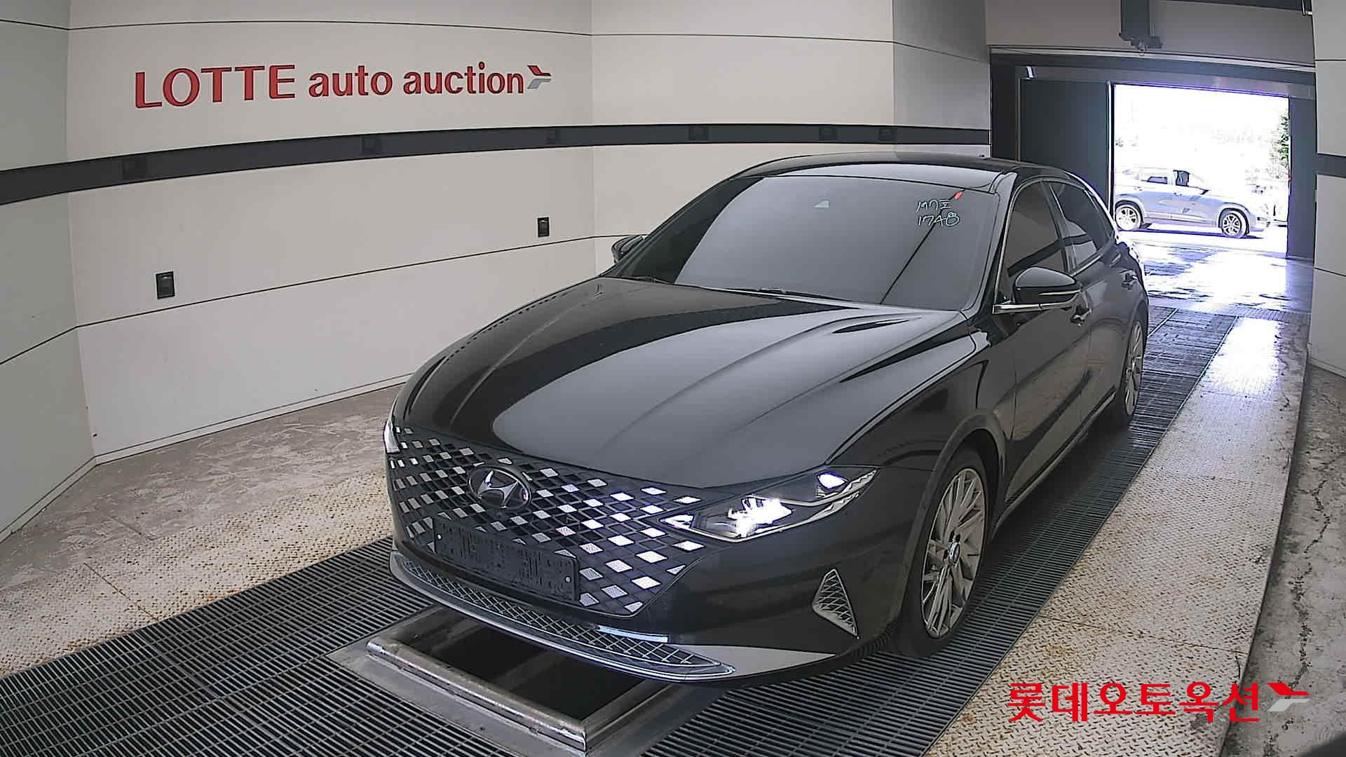 2022 - hyundai grandeur