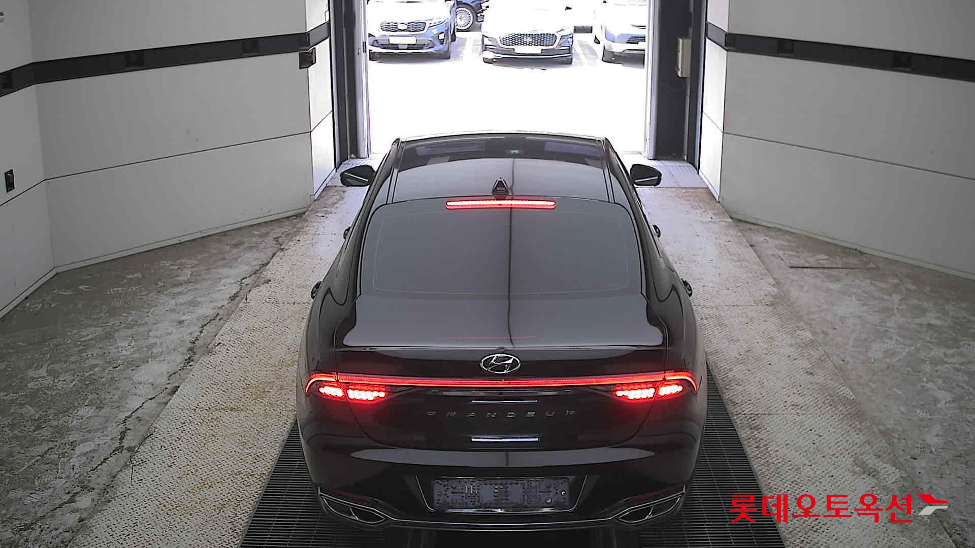 2022 - hyundai grandeur