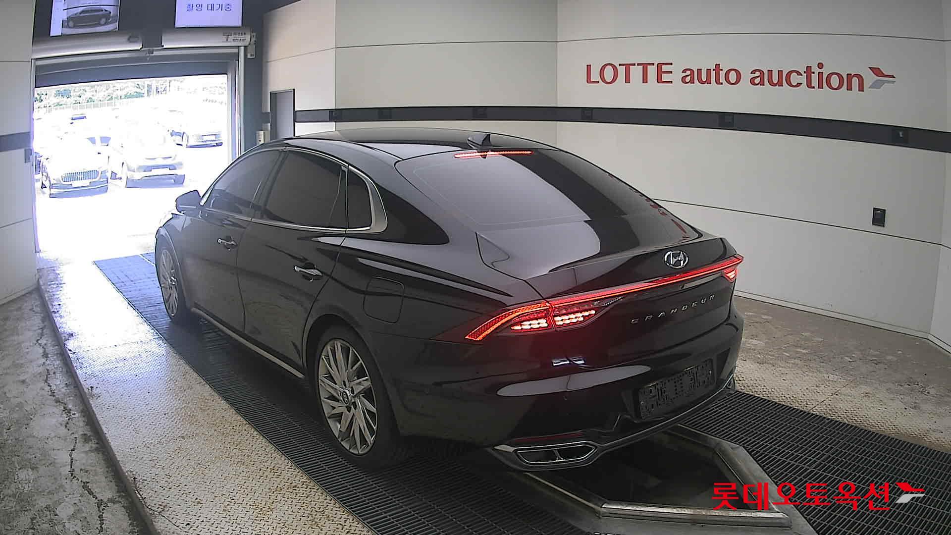 2022 - hyundai grandeur