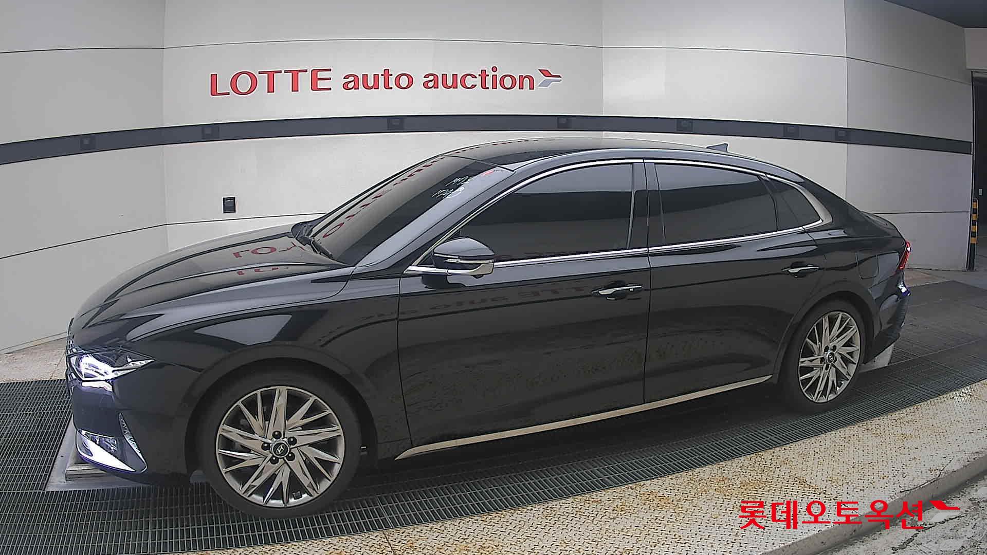2022 - hyundai grandeur