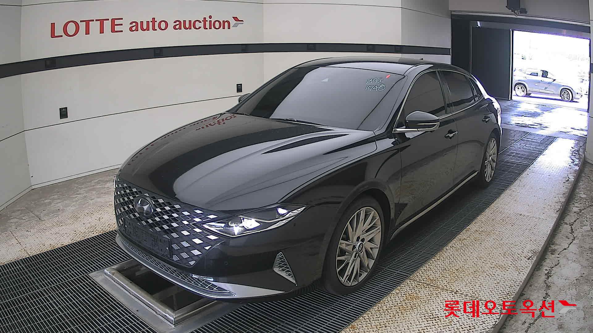 2022 - hyundai grandeur