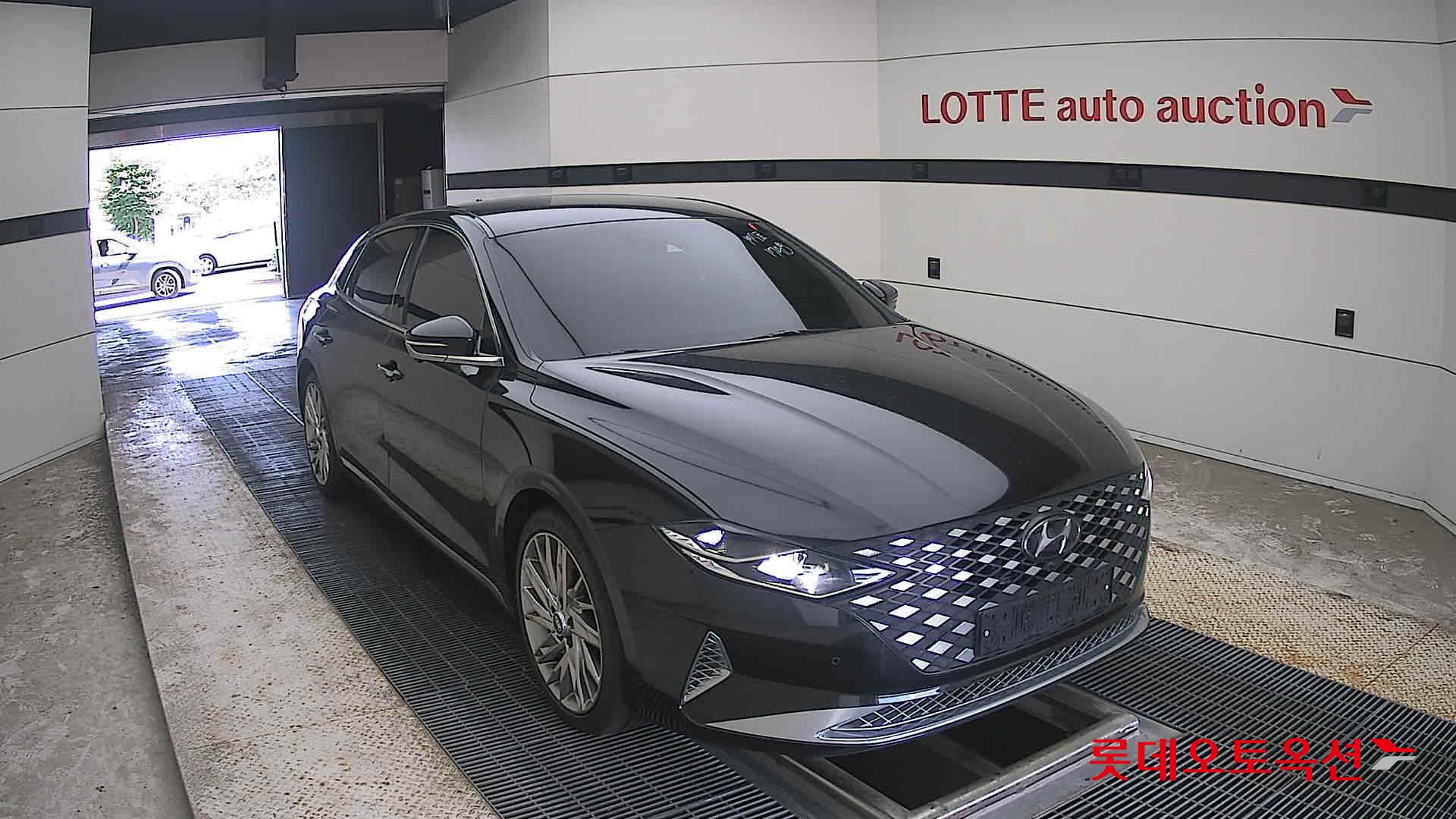 2022 - hyundai grandeur