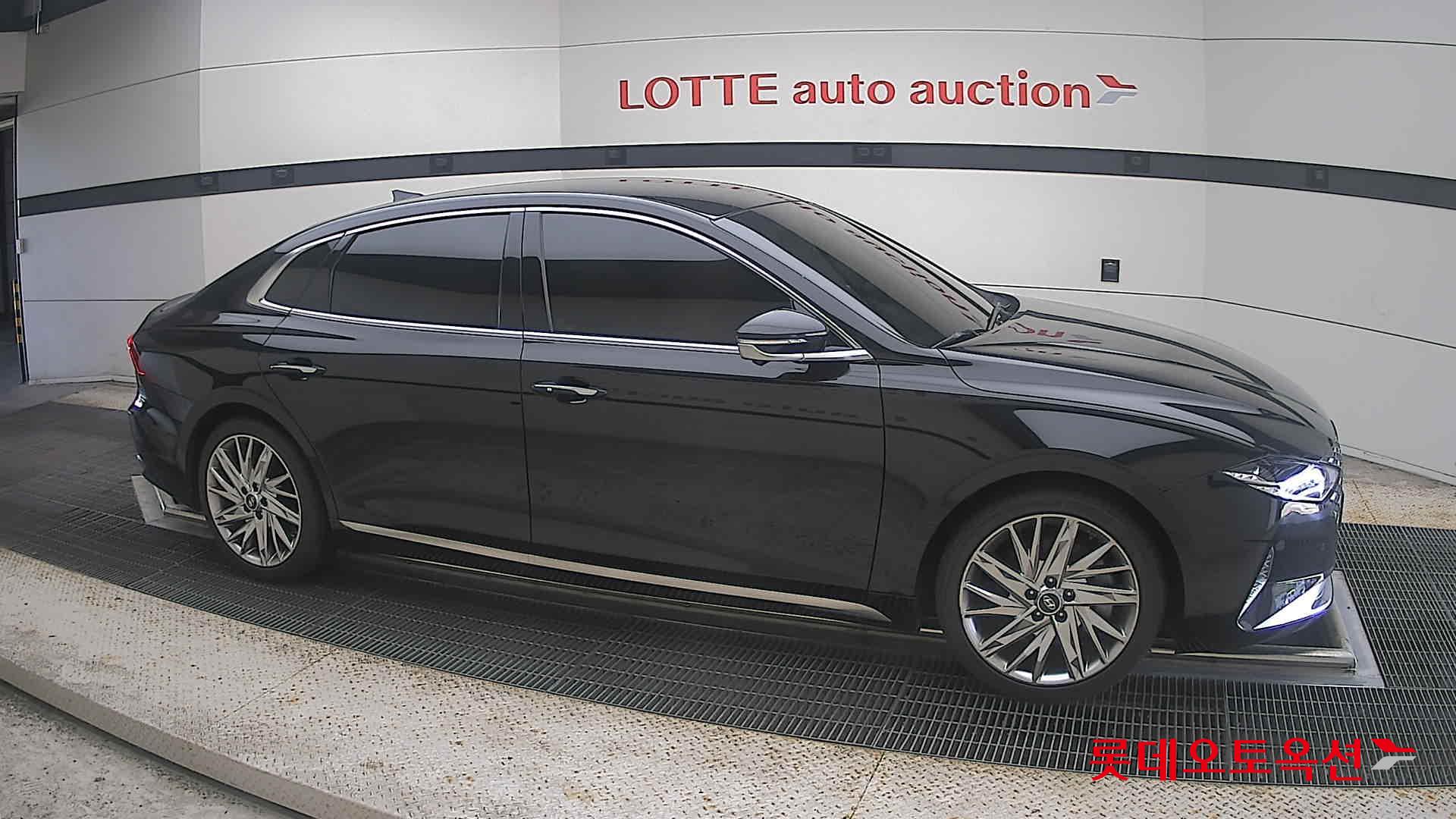 2022 - hyundai grandeur