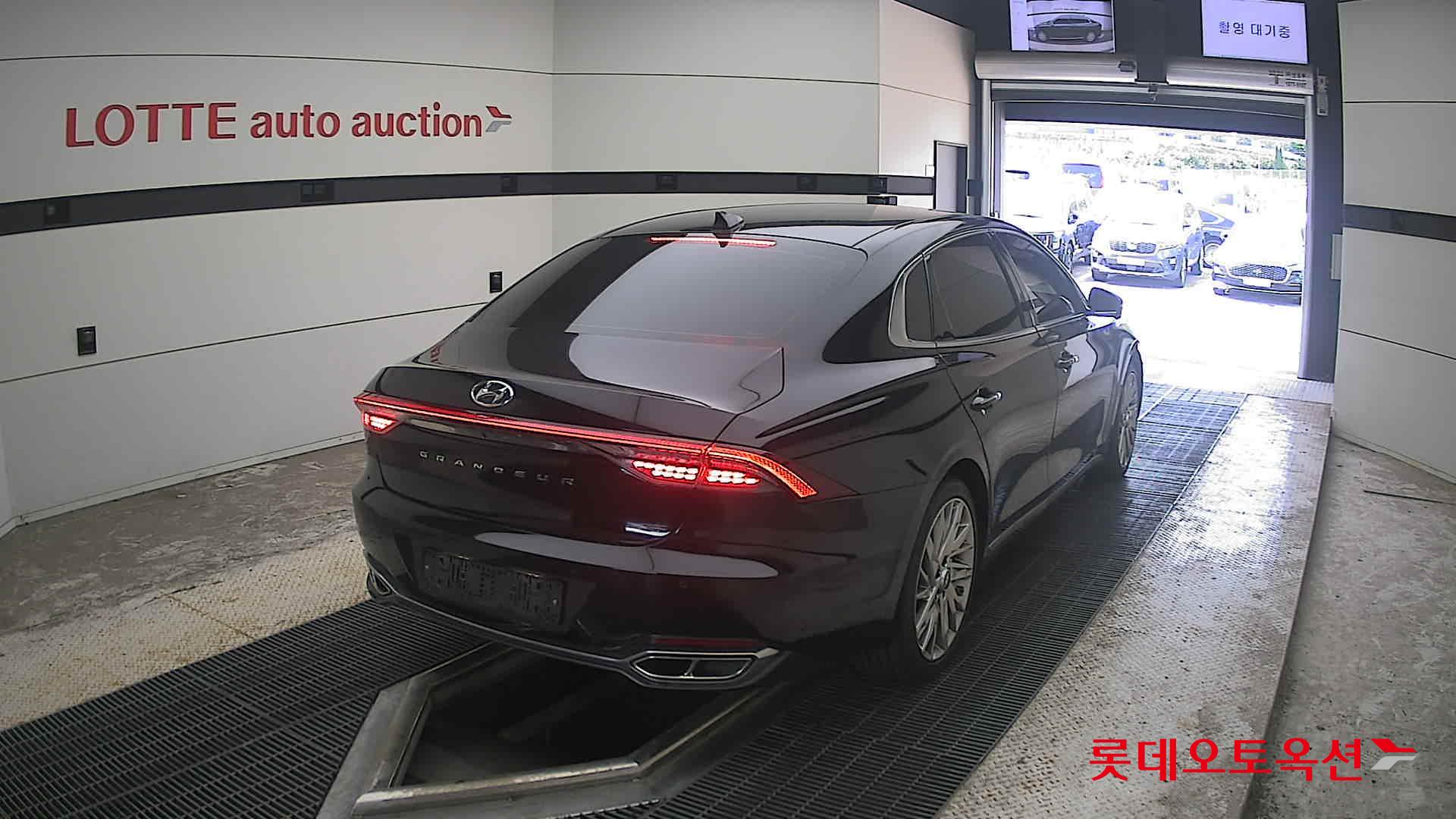 2022 - hyundai grandeur