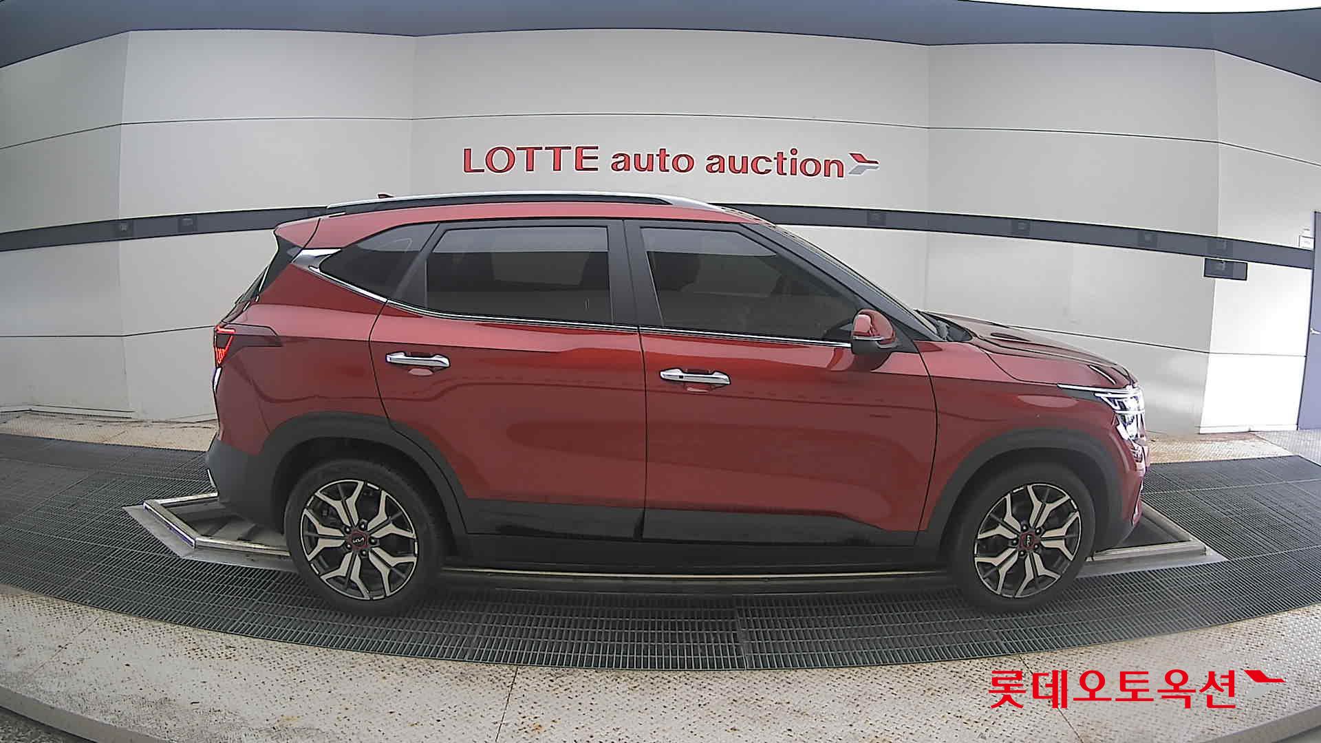 2023 - kia seltos