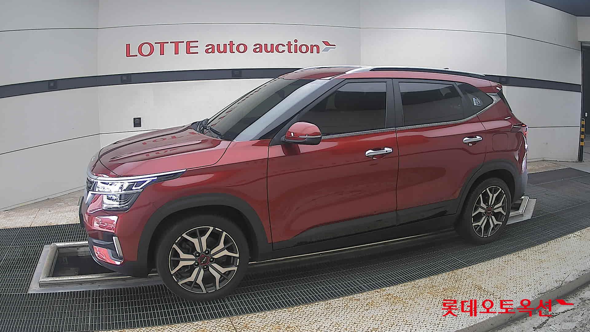 2023 - kia seltos