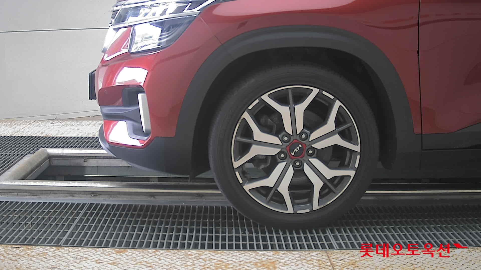 2023 - kia seltos