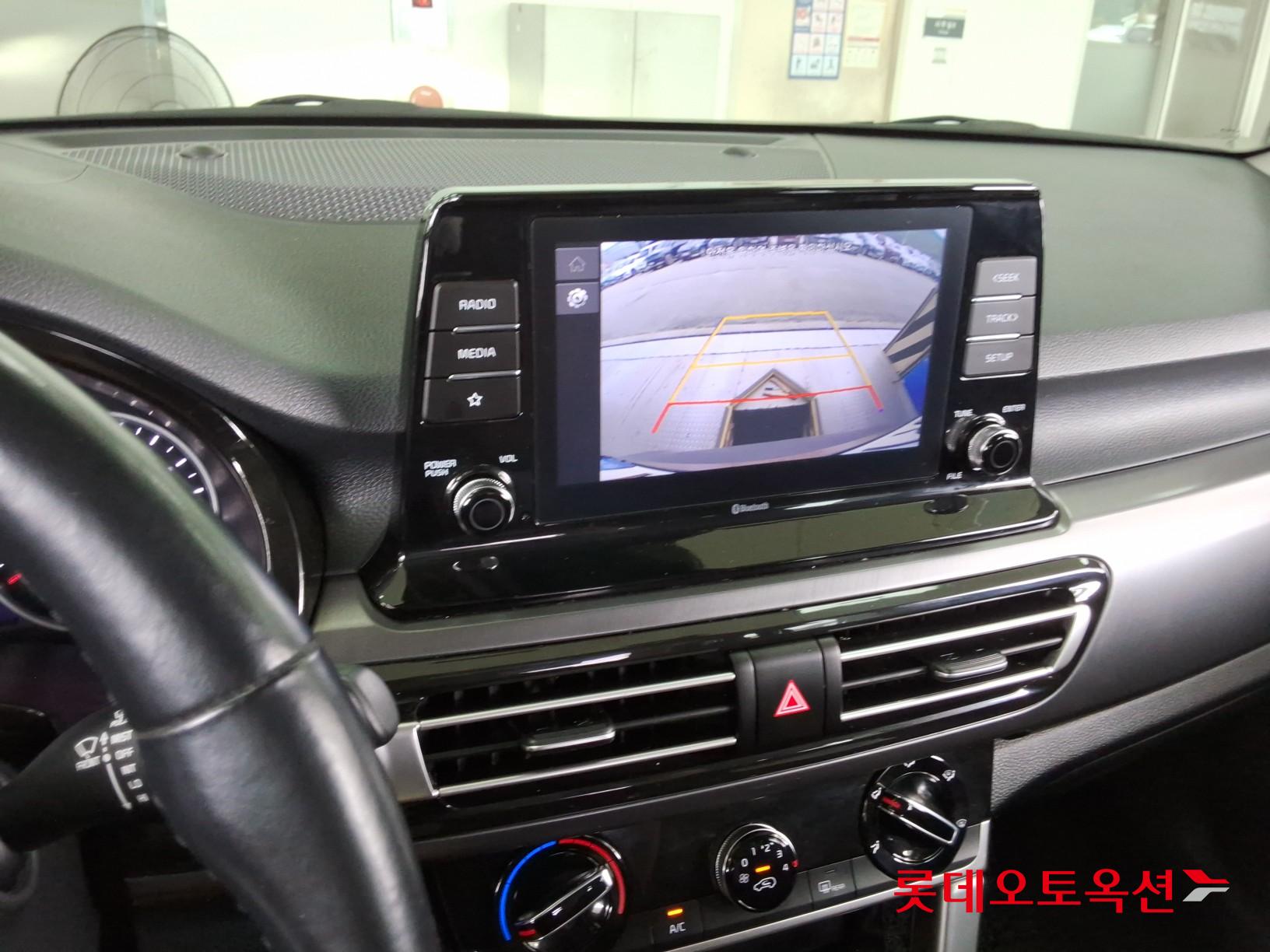 2023 - kia seltos