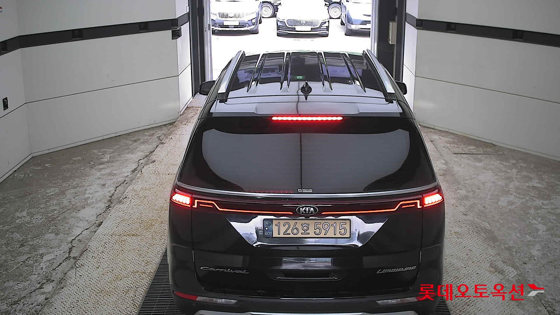 2021 - kia carnival
