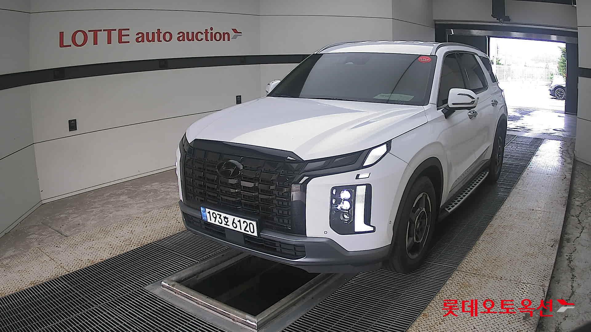 هيونداي باليسيد 2023 AT