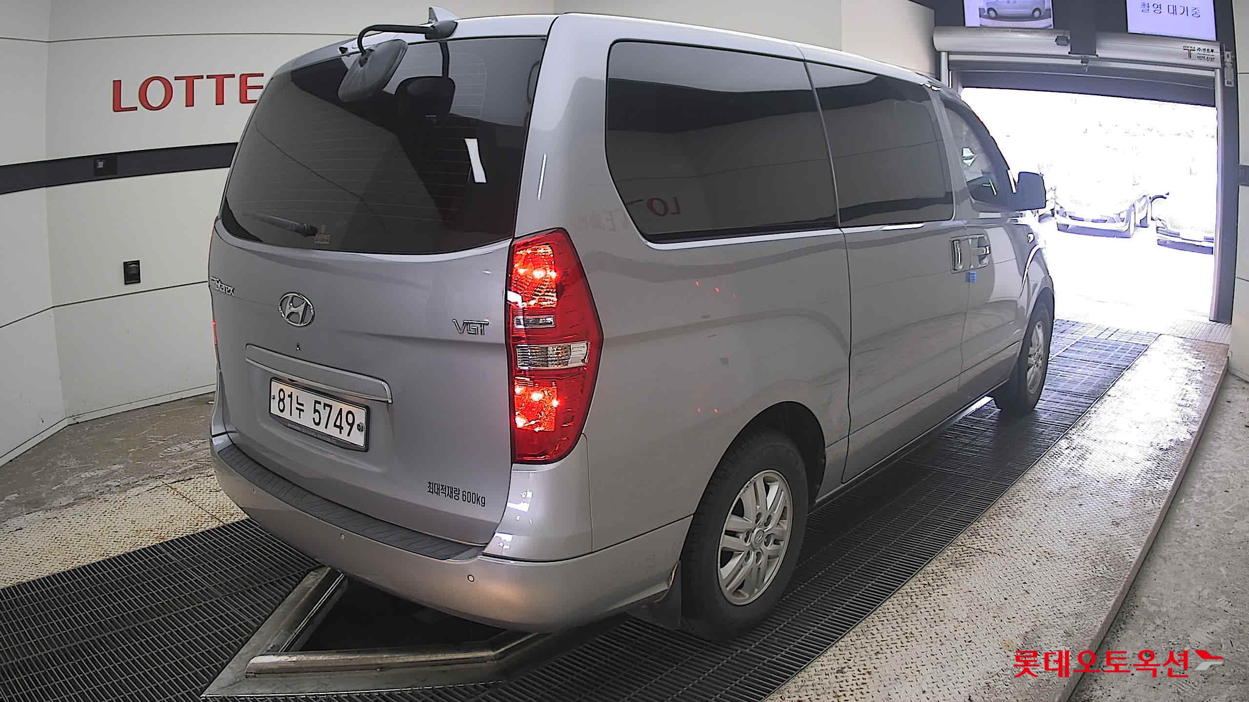 2021 - hyundai grand starex