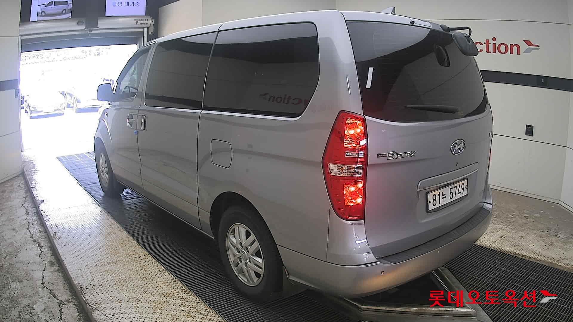 2021 - hyundai grand starex