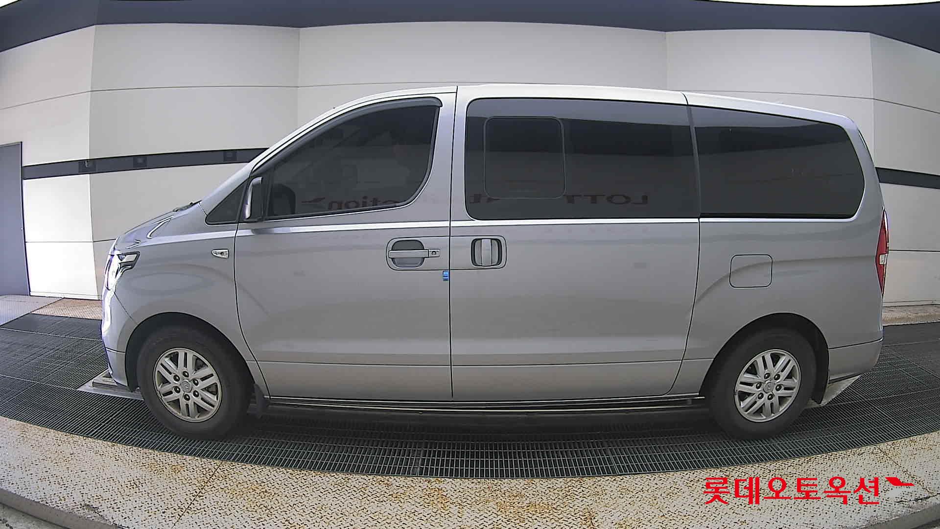 2021 - hyundai grand starex