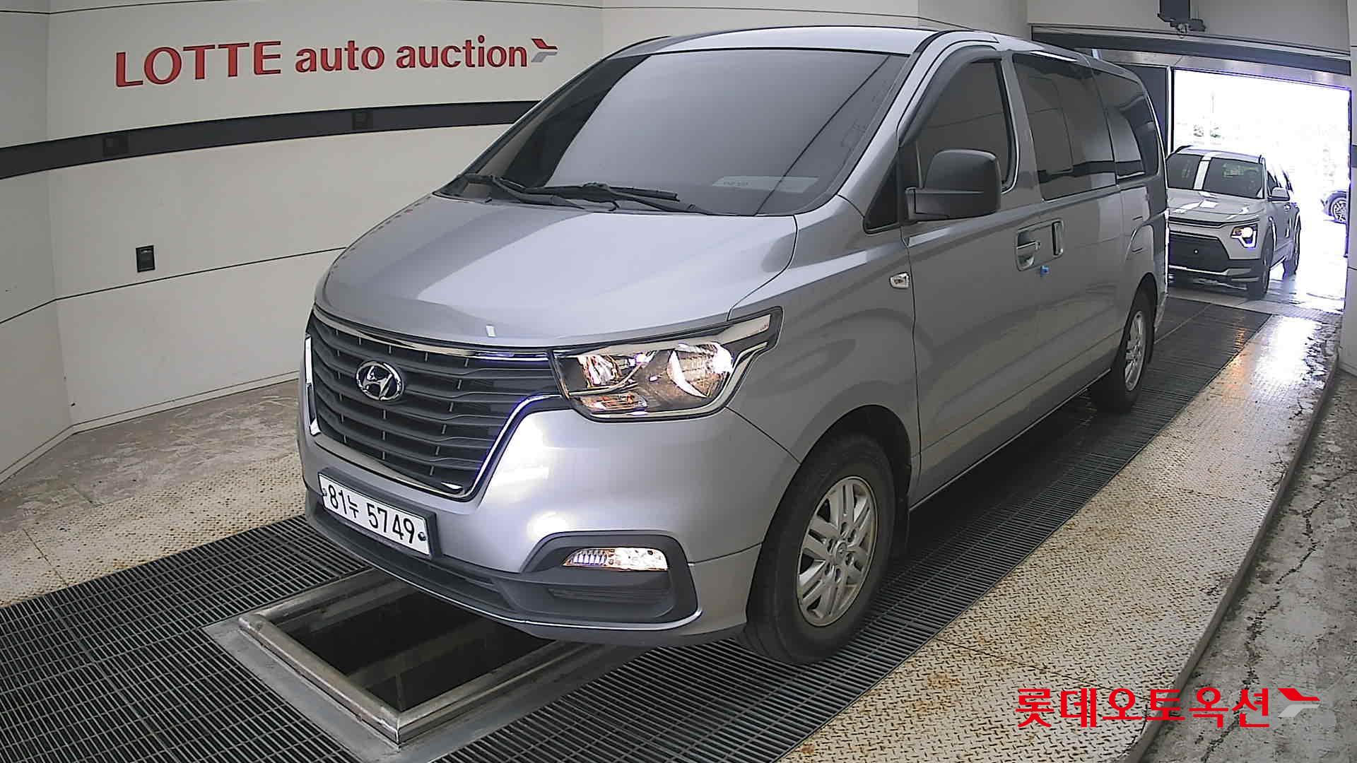 2021 - hyundai grand starex