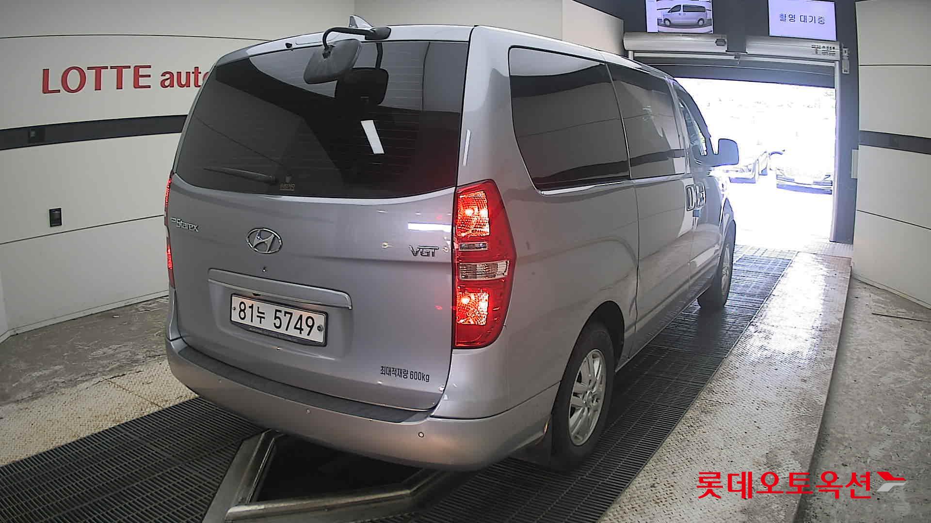 2021 - hyundai grand starex